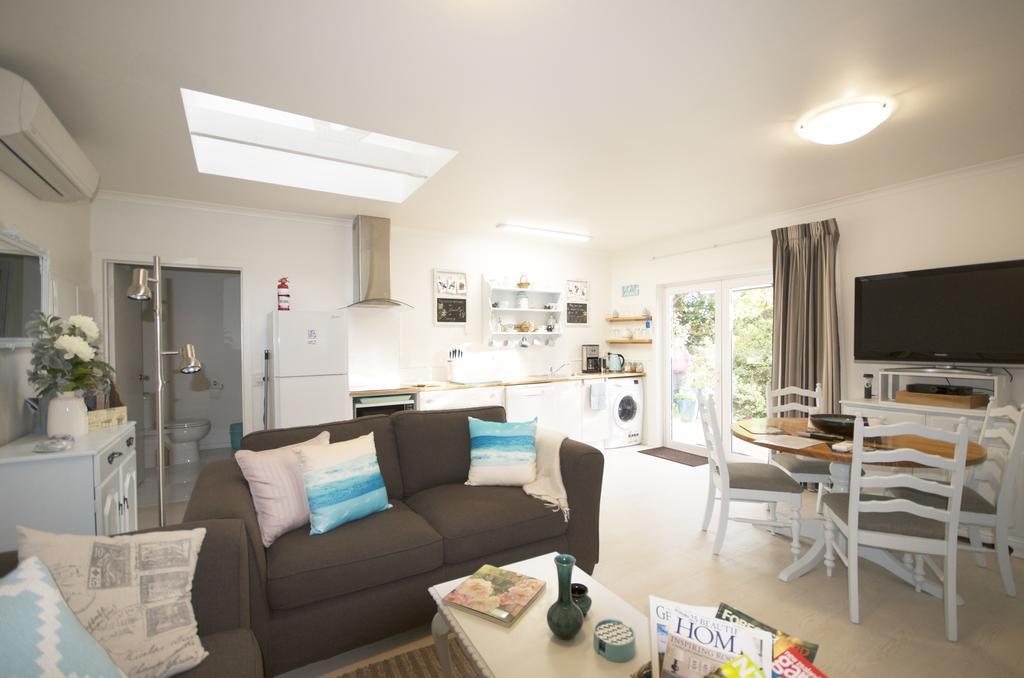 Castlewood Cottage Company Bay Екстер'єр фото